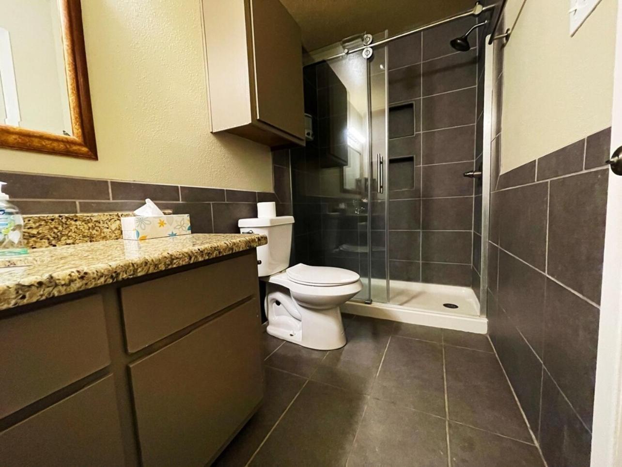 Brilliant & Beautiful Bnb Apartment! B College Station Luaran gambar